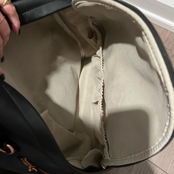 SkipHop Diaper Backpack - Picture 4 of 4